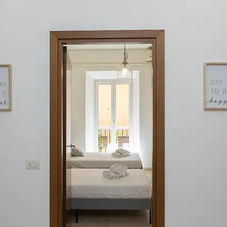 Cesare By In Apartament Rzym