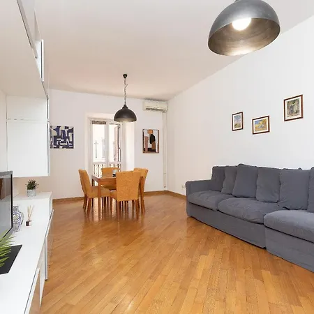 Cesare By In Apartament